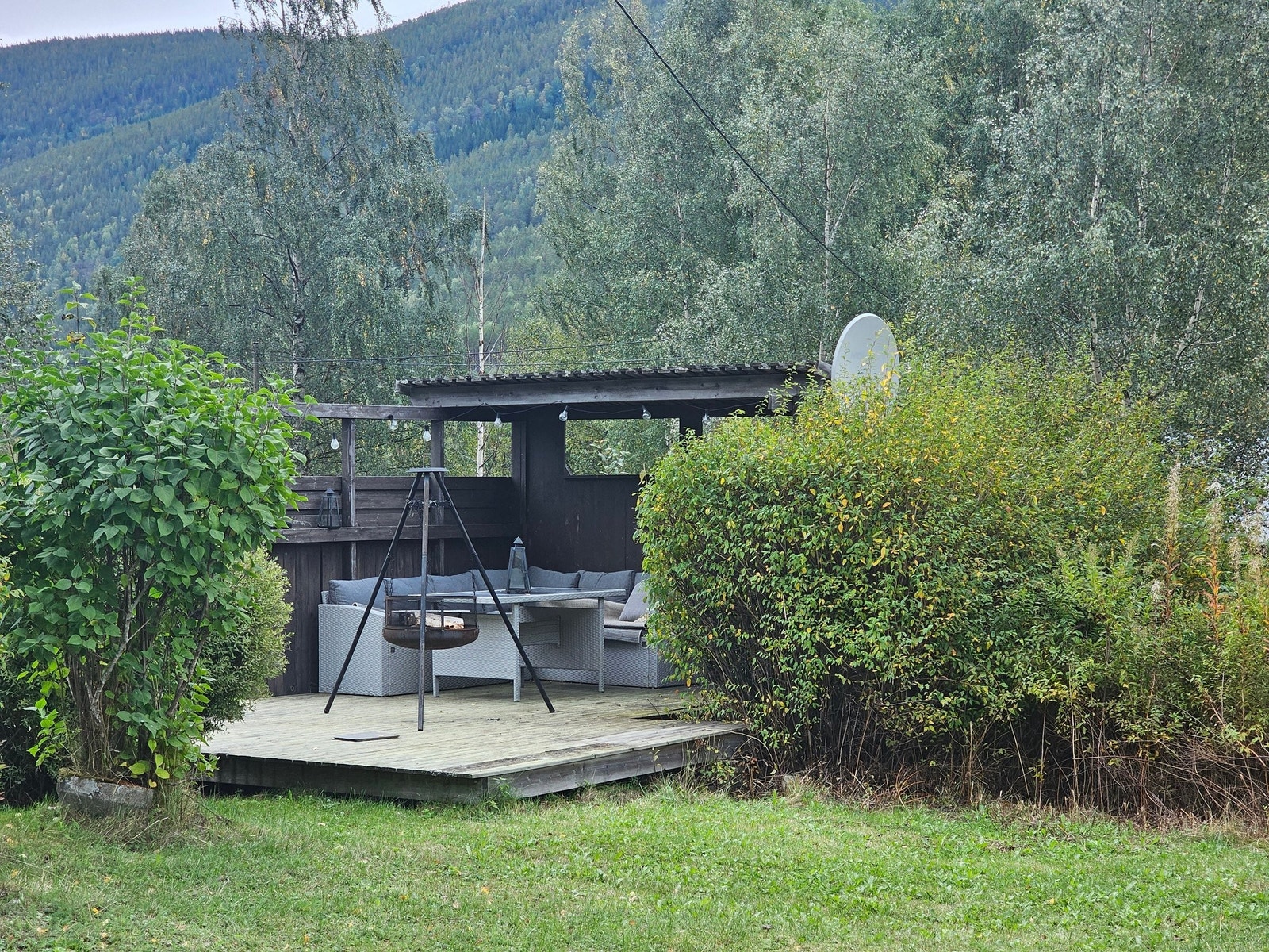 Platning med muligheter for bålkos til sene høstkvelder. Galleribilde