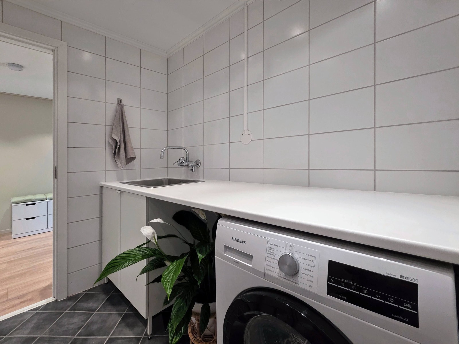 Praktisk vaskerom. Galleribilde