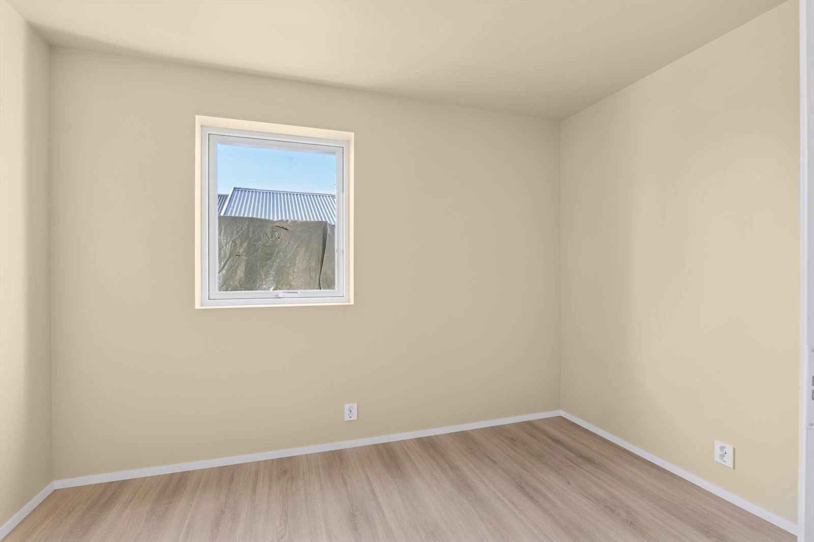 Soverom - bilder av denne boligen er fra "8C". Boligen er speilvendt av det bildene viser. Galleribilde