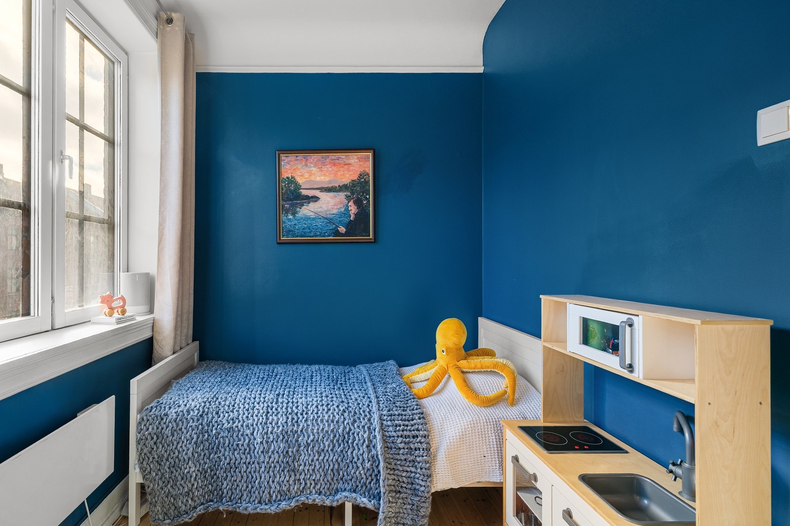 Perfekt som barnerom, gjesterom eller hjemmekontor etter behov. Galleribilde