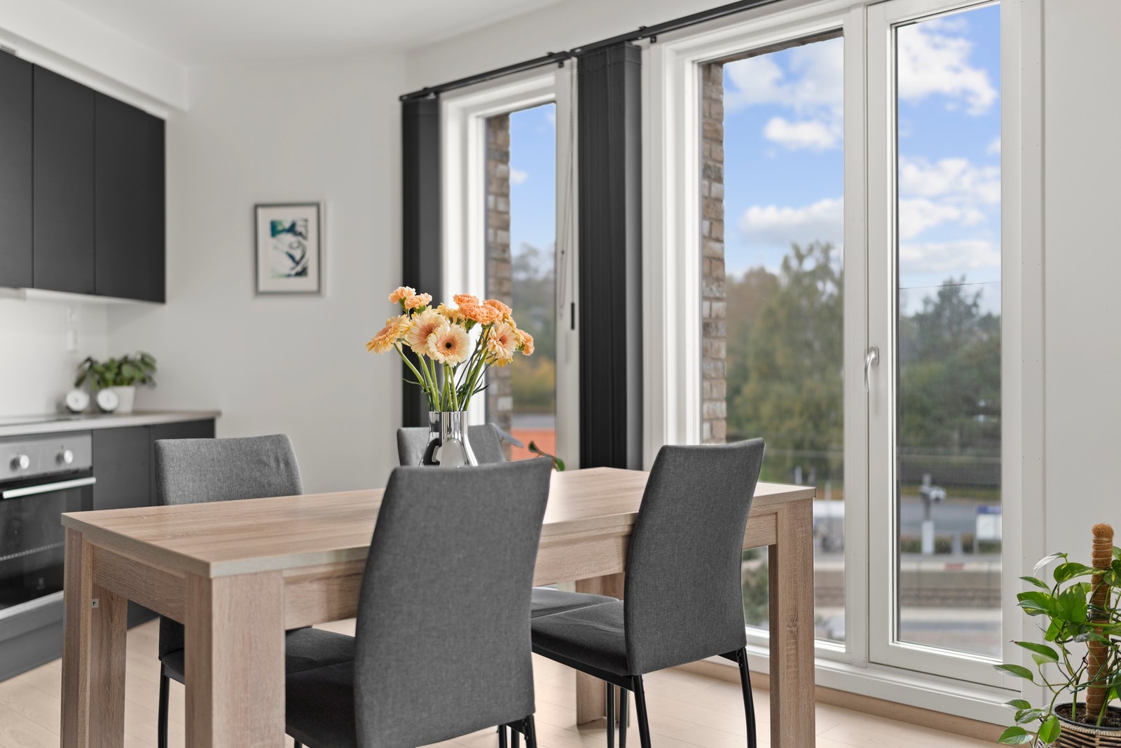 En moderne 3-roms hjørneleilighet med garasjeplass fra 2022! Galleribilde