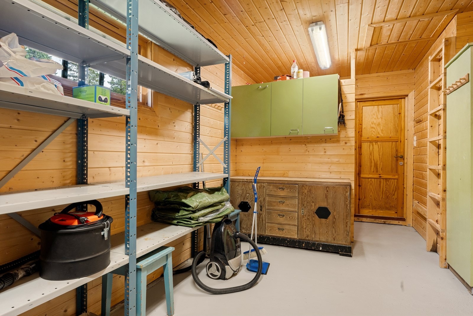 Løyningsvegen 13-20.jpg Galleribilde