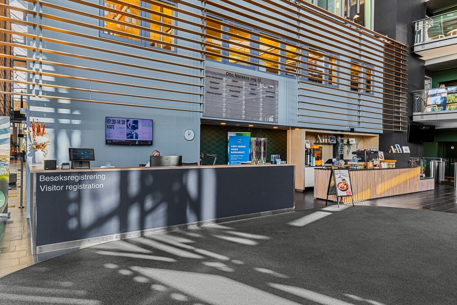 Resepsjon og cafè Galleribilde