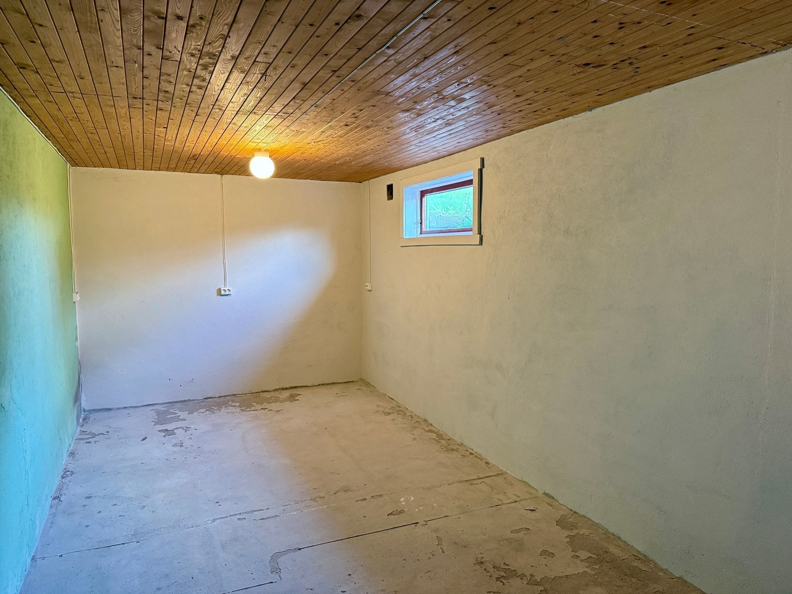 Kjeller rom 3.jpg Galleribilde