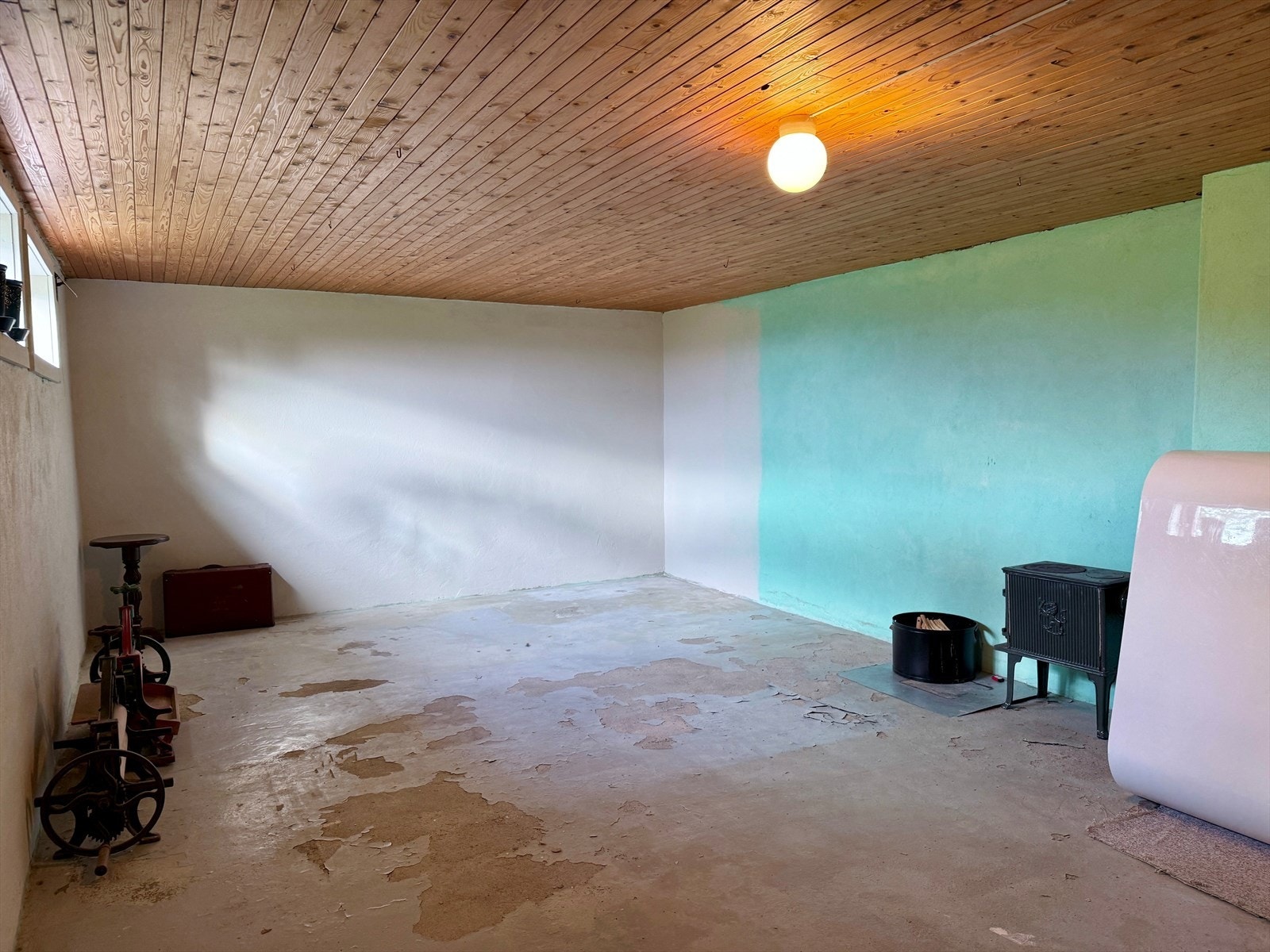 Kjeller rom 1.jpg Galleribilde
