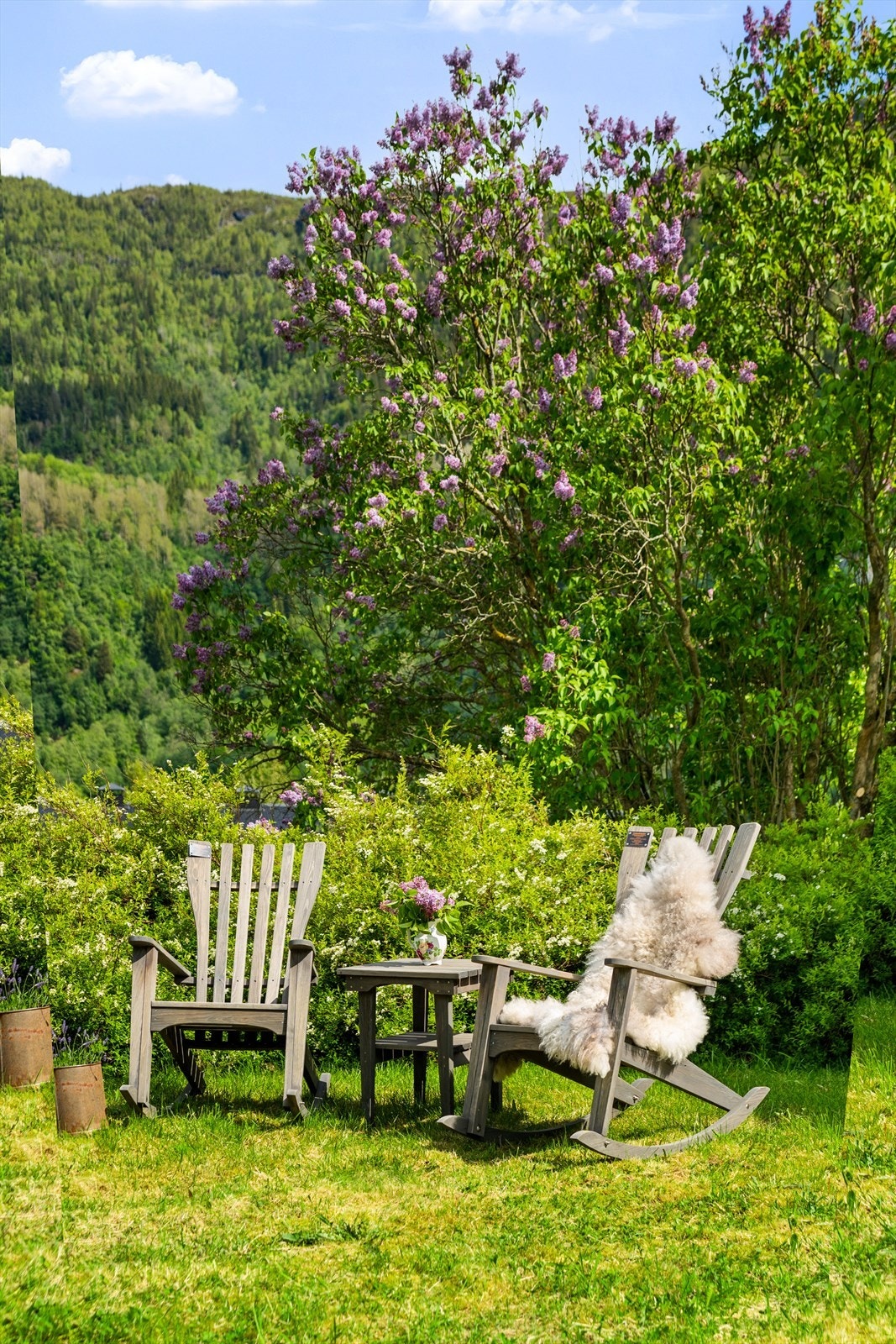 Flotte uteområdet for å nyte solskinnsdagene. Galleribilde