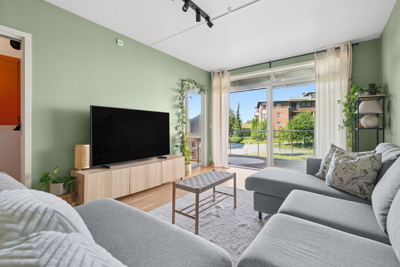 Velkommen til visning i Trondheimsvegen - Jessheim 98E! Galleribilde