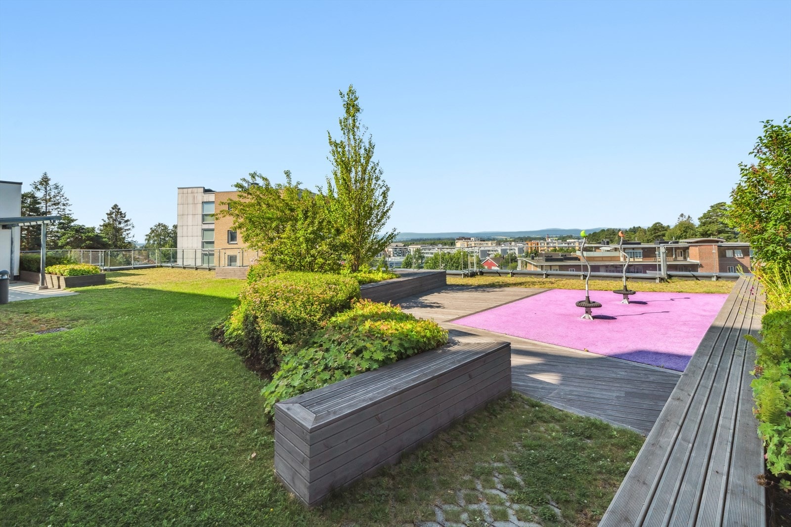 Flotte grøntområder til benyttelse av beboere i sameiet. Galleribilde