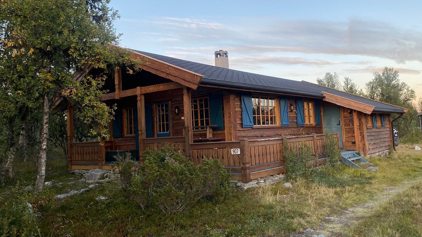 Velkommen til denne flotte fritidseiendommen i Rondevegen 907! Galleribilde