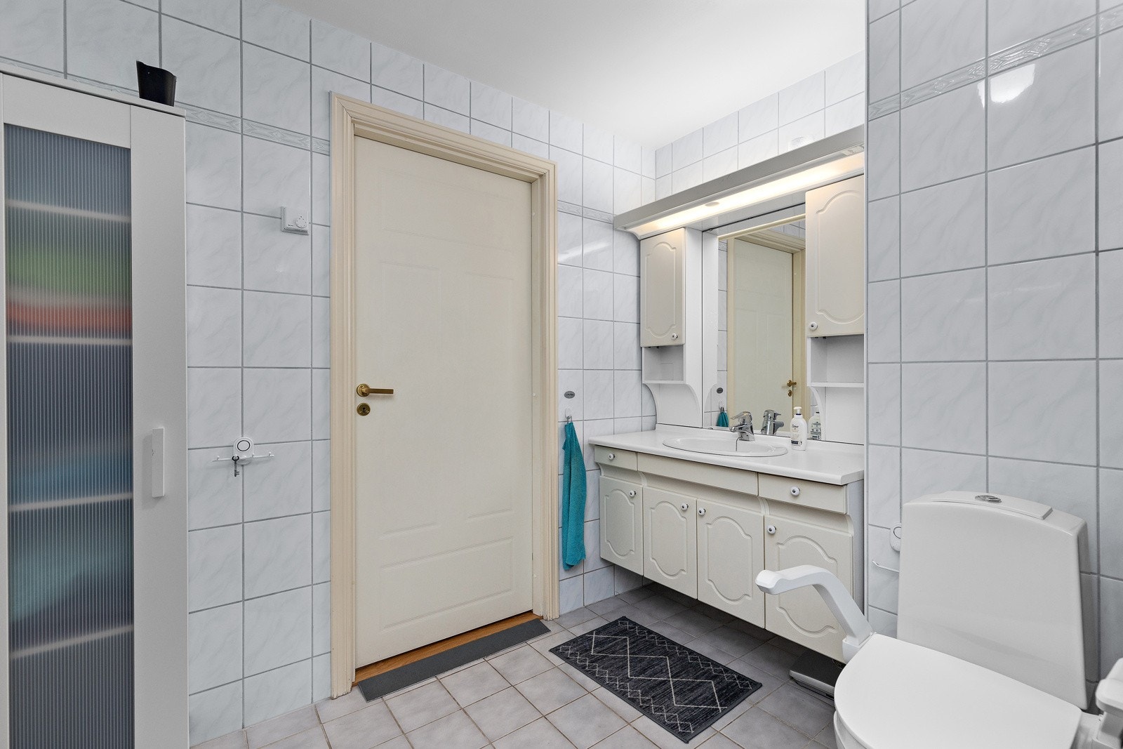 Varmekabler i gulv. Galleribilde