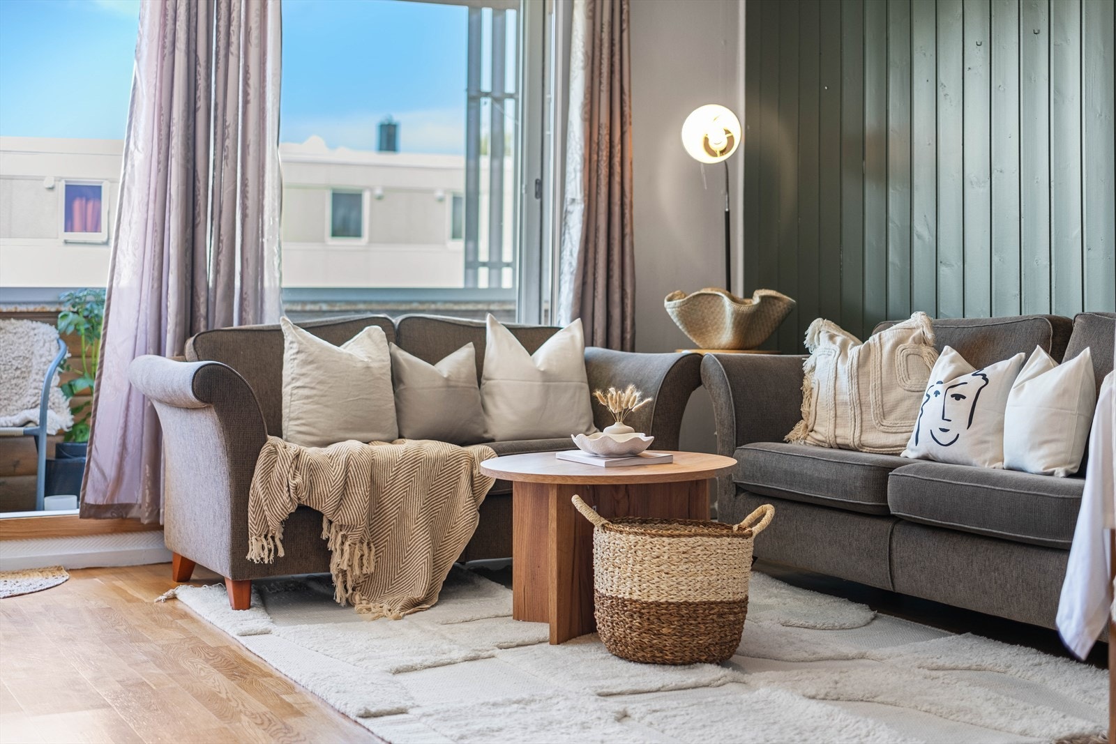 Dette er en 3-roms andelsleilighet med god, gjennomgående planløsning. Galleribilde