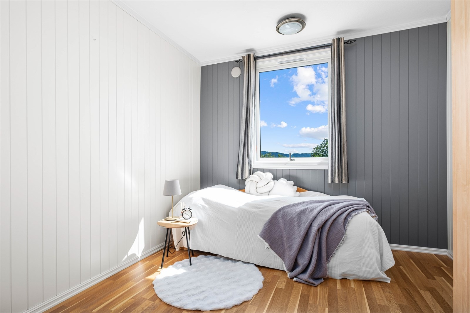 Soverommene er på ca. 8 og 12 kvm. Galleribilde