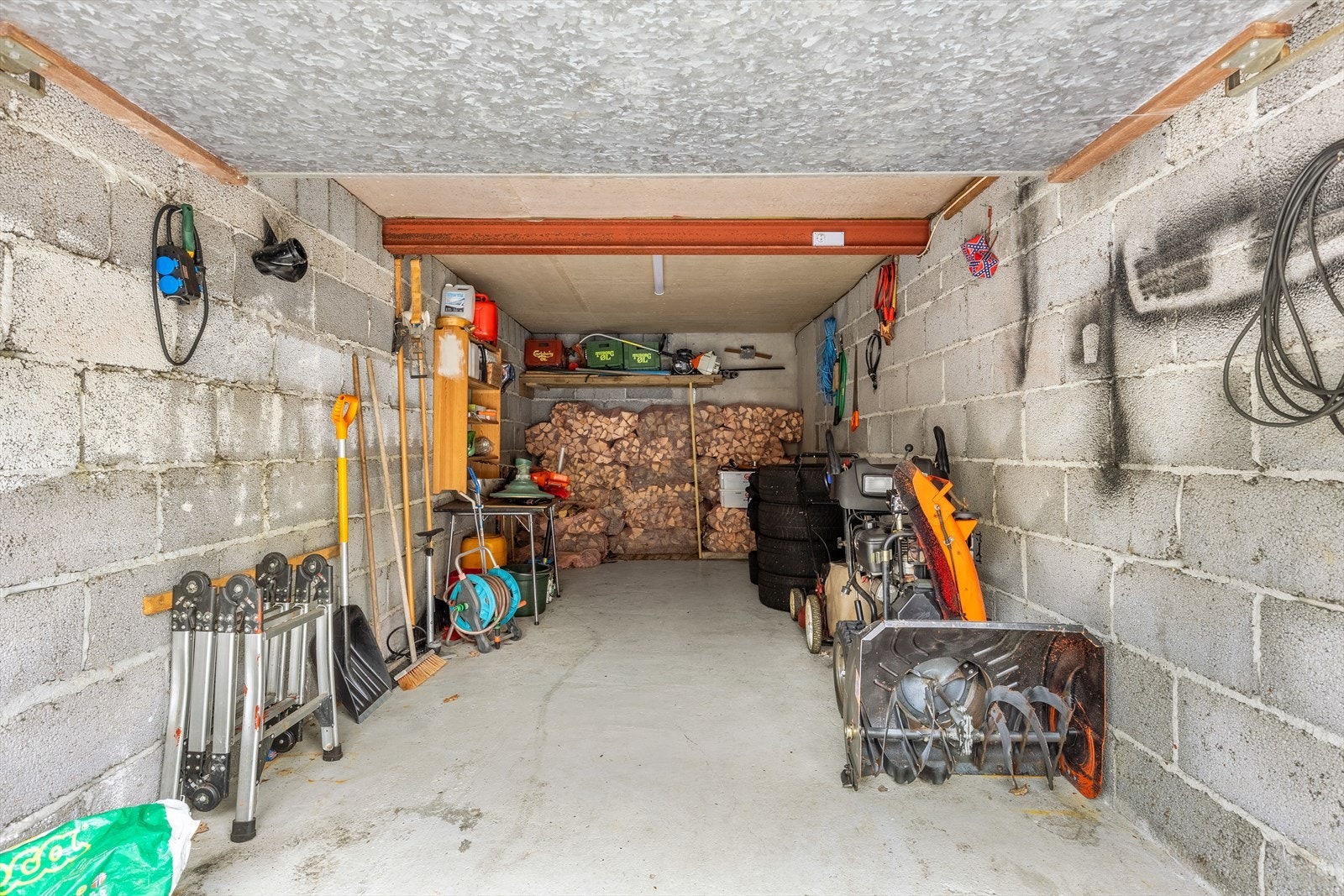 Integrert garasje Galleribilde