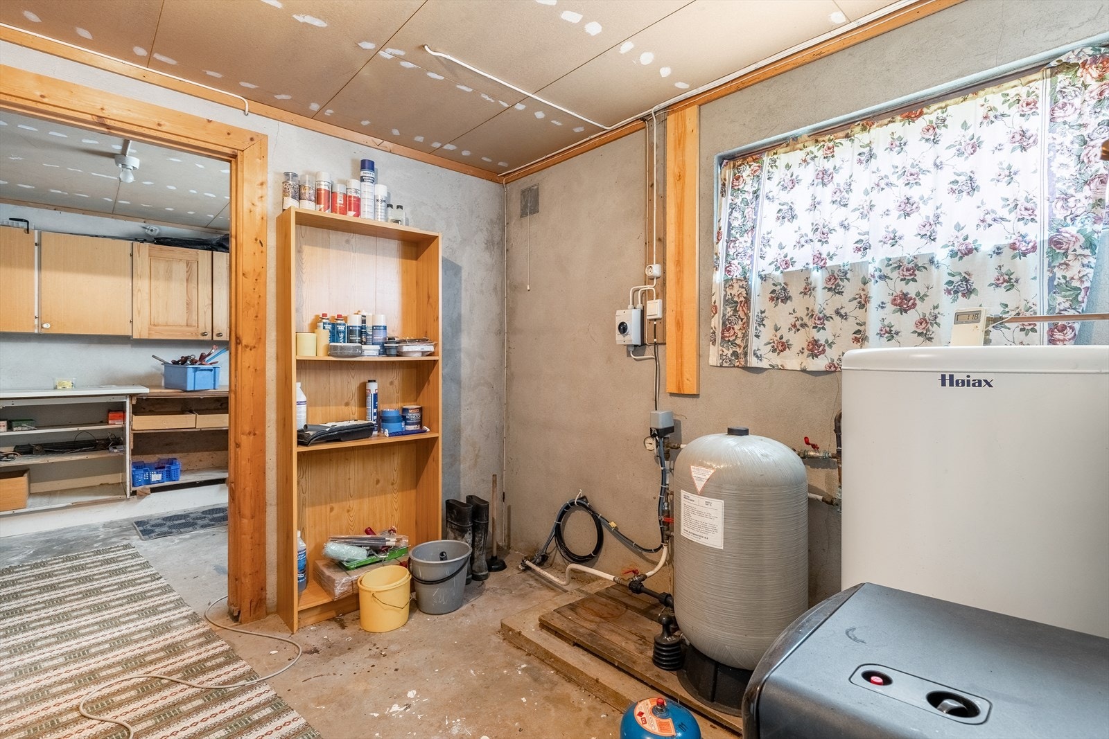 Godt med lagringsplass i underetasjen Galleribilde