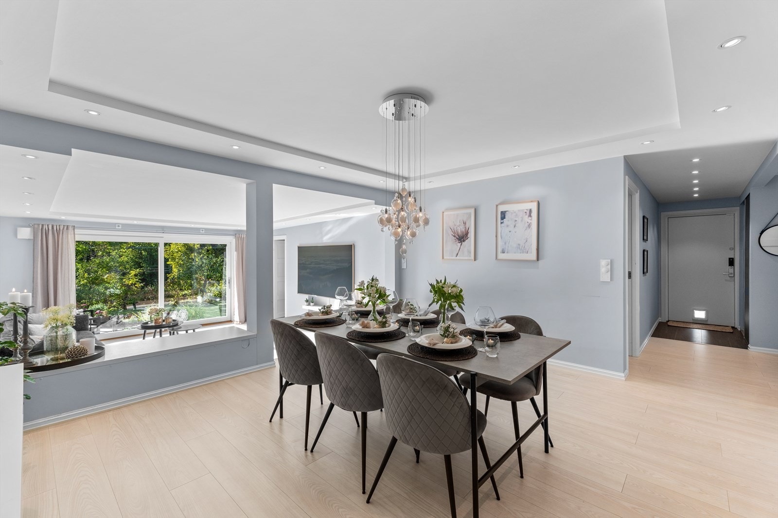 Fine fargevalg og pene overflater preger alle rom. Galleribilde