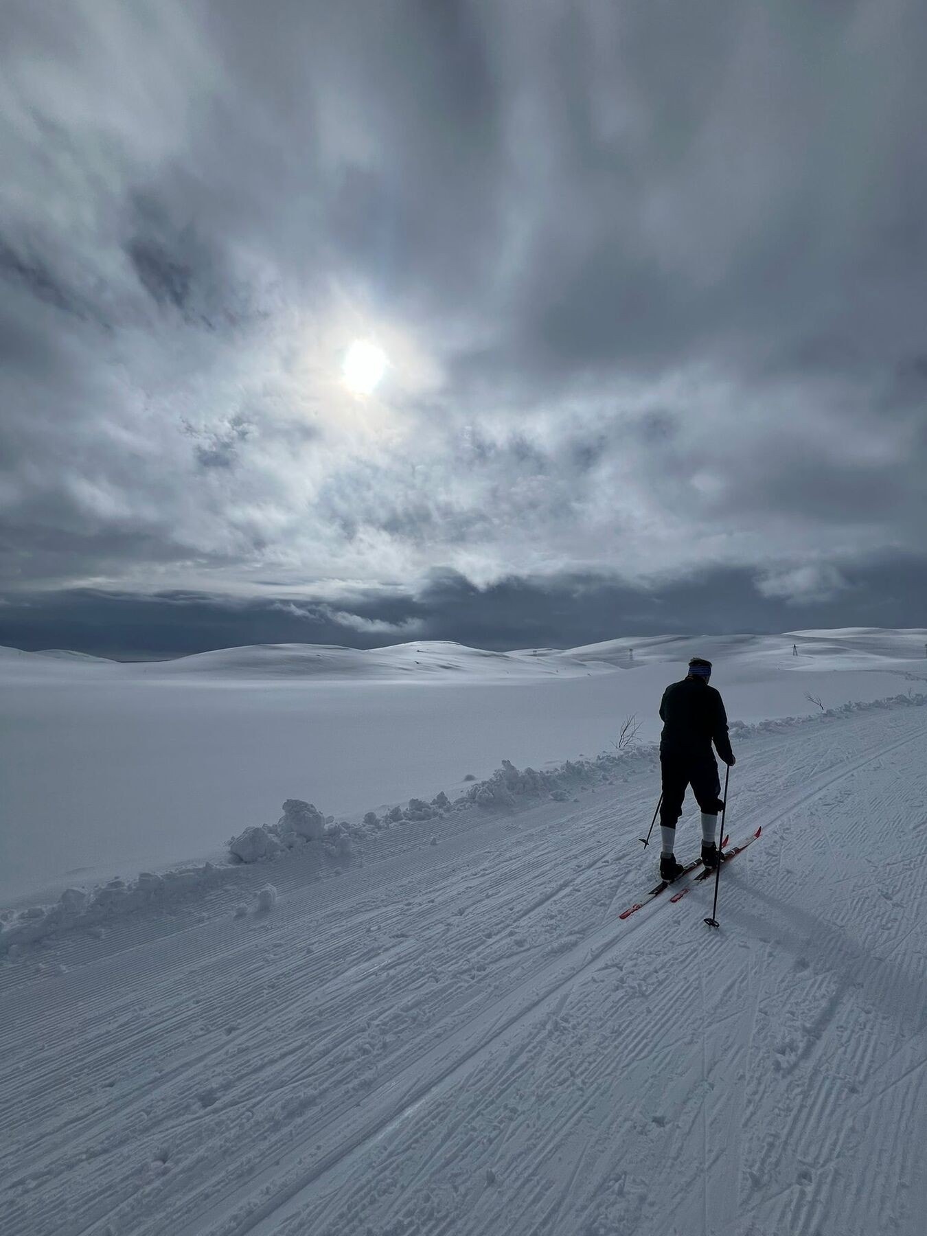 Ta på deg langrennskiene rett utenfor døren - her starter et langrennsnettverk på over 500 km med preparerte og merkede løyper (selgers eget bilde) Galleribilde