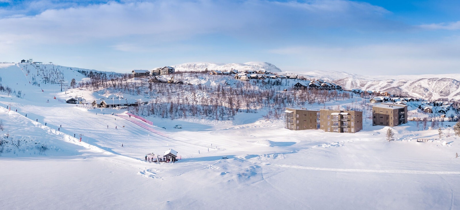 Kikut er den sørlige høyden på Geilo - et solrikt, naturskjønt område med en sjelden atmosfære og egenart (selgers eget bilde fra annen årstid) Galleribilde