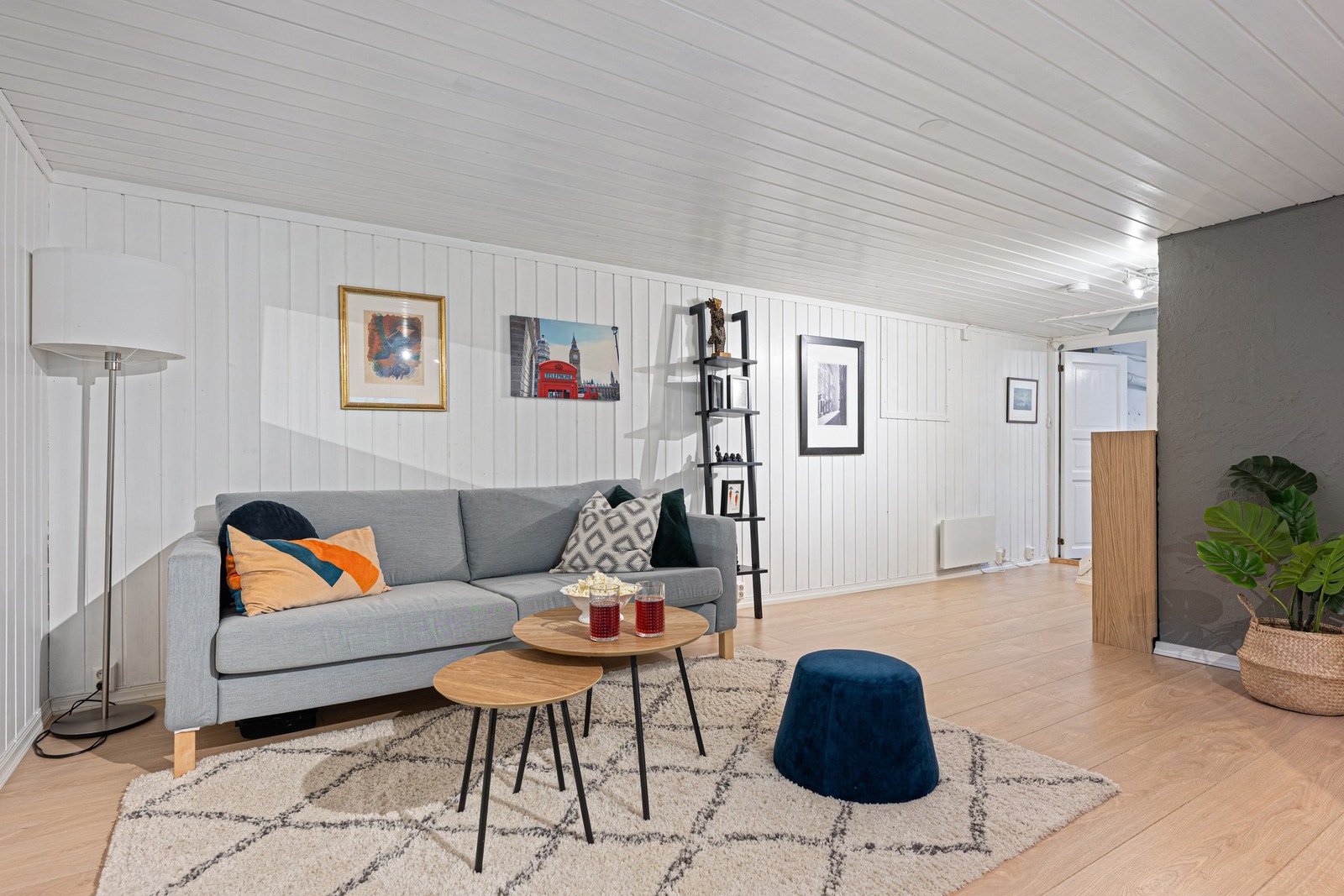 Innredet rom benyttes som kjellerstue (ikke bruksendret/godkjent varig opphold) Galleribilde