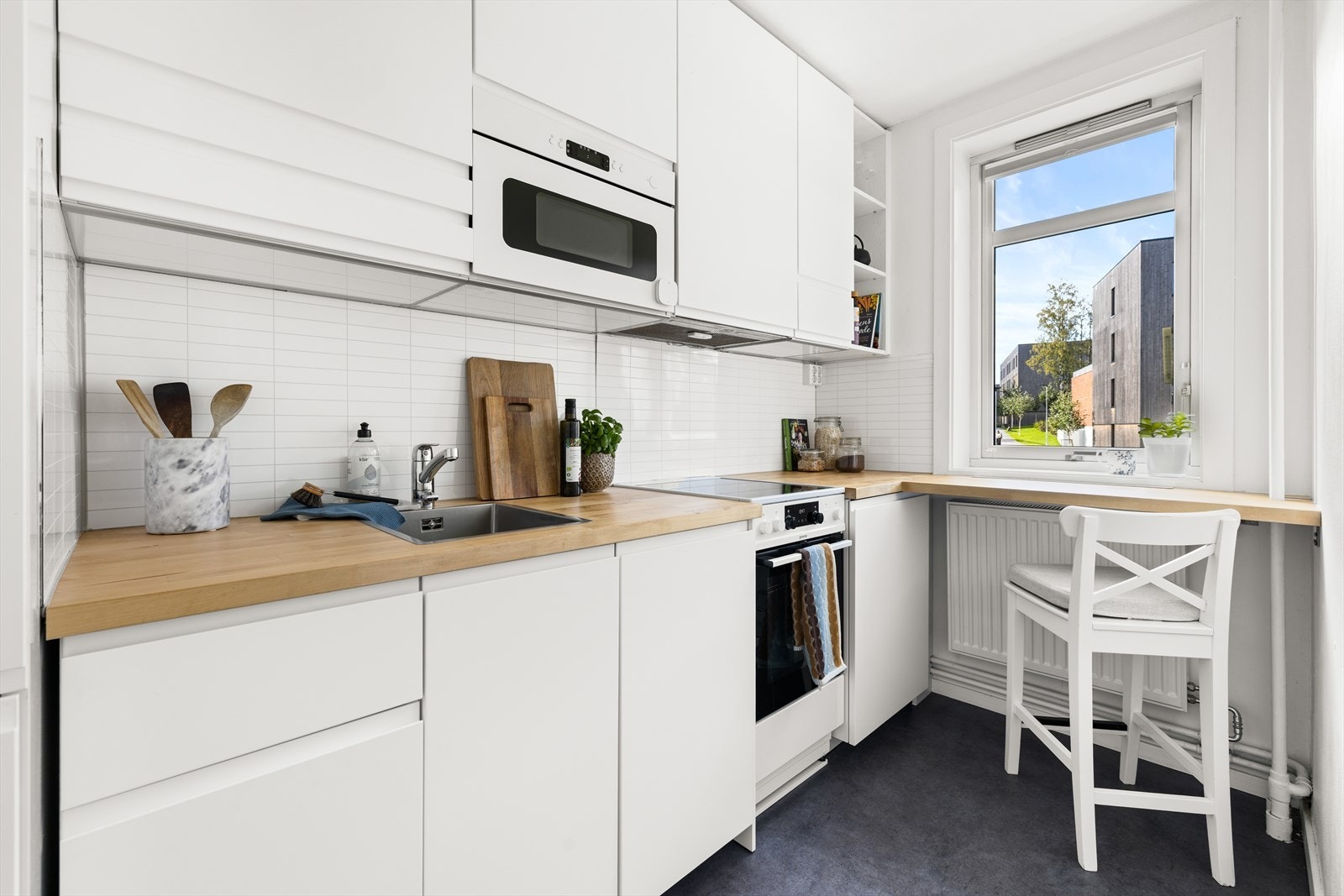 Tidsriktig innredning fra Ikea med glatte fronter, ny i 2022. Galleribilde