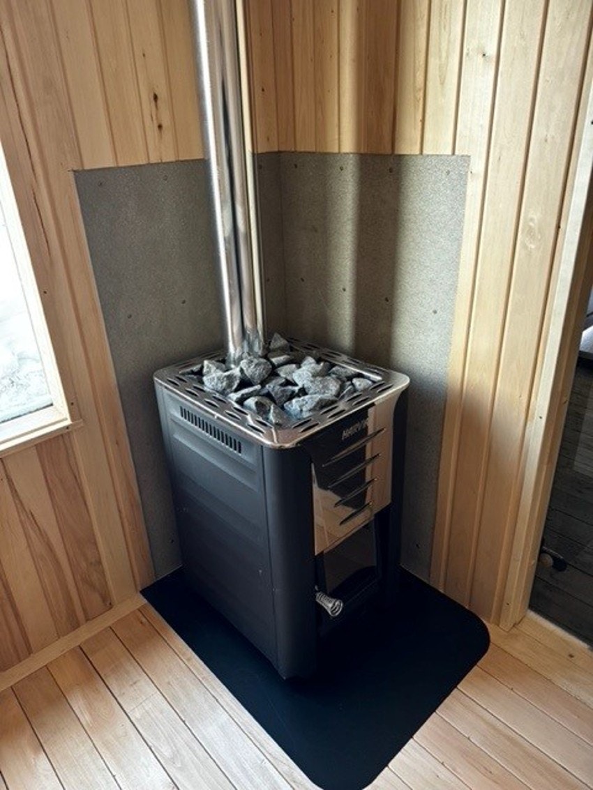 Selgers eget bilde av felles badstue Galleribilde