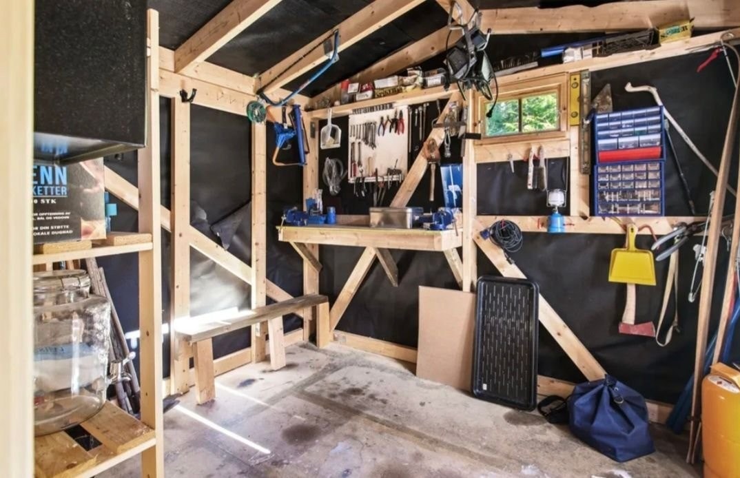 Redskaper følger med på kjøpet Galleribilde