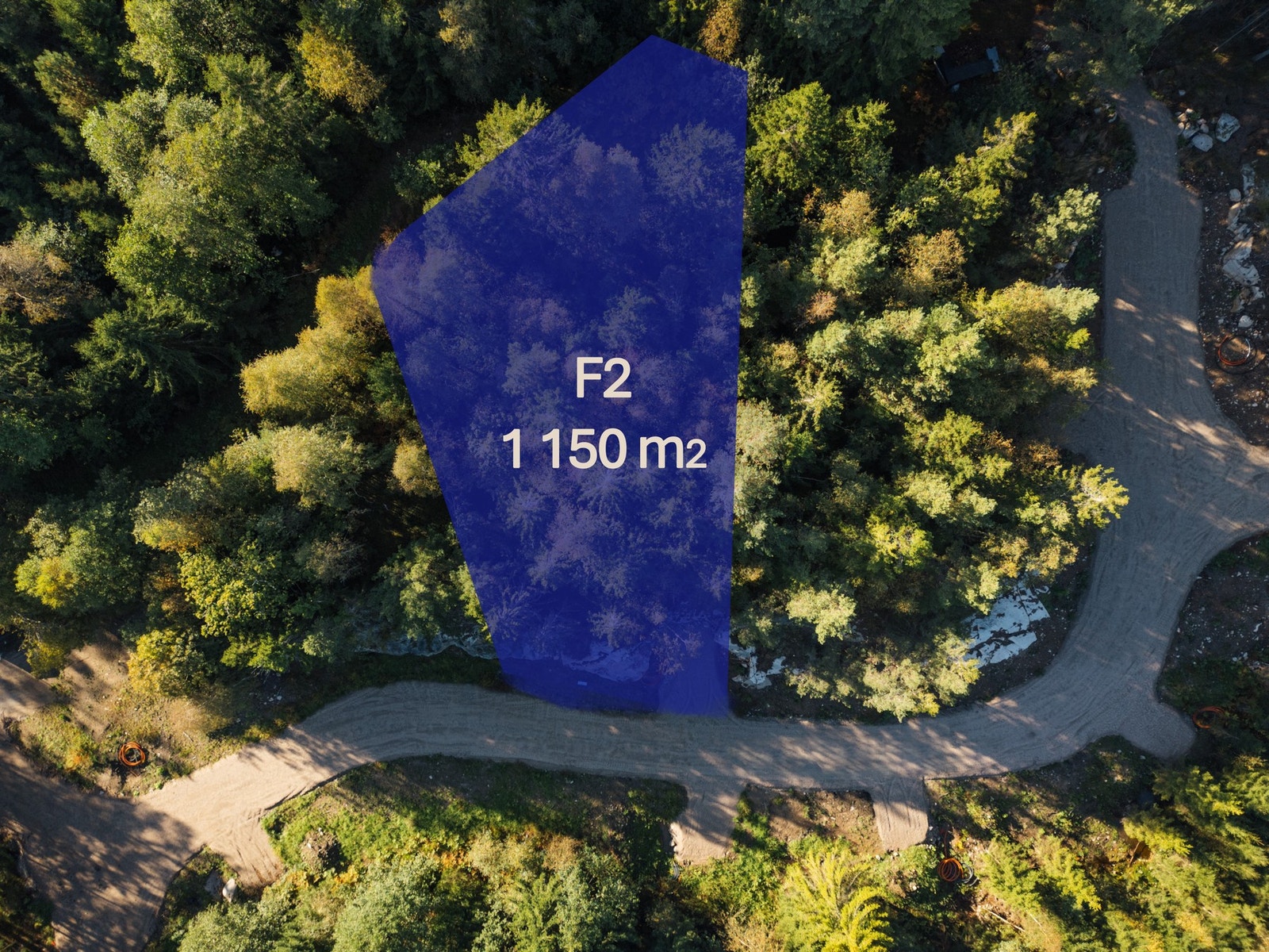 F2 - 1150 kvm.
Pris 1 190 000 kr + omkostninger. Galleribilde