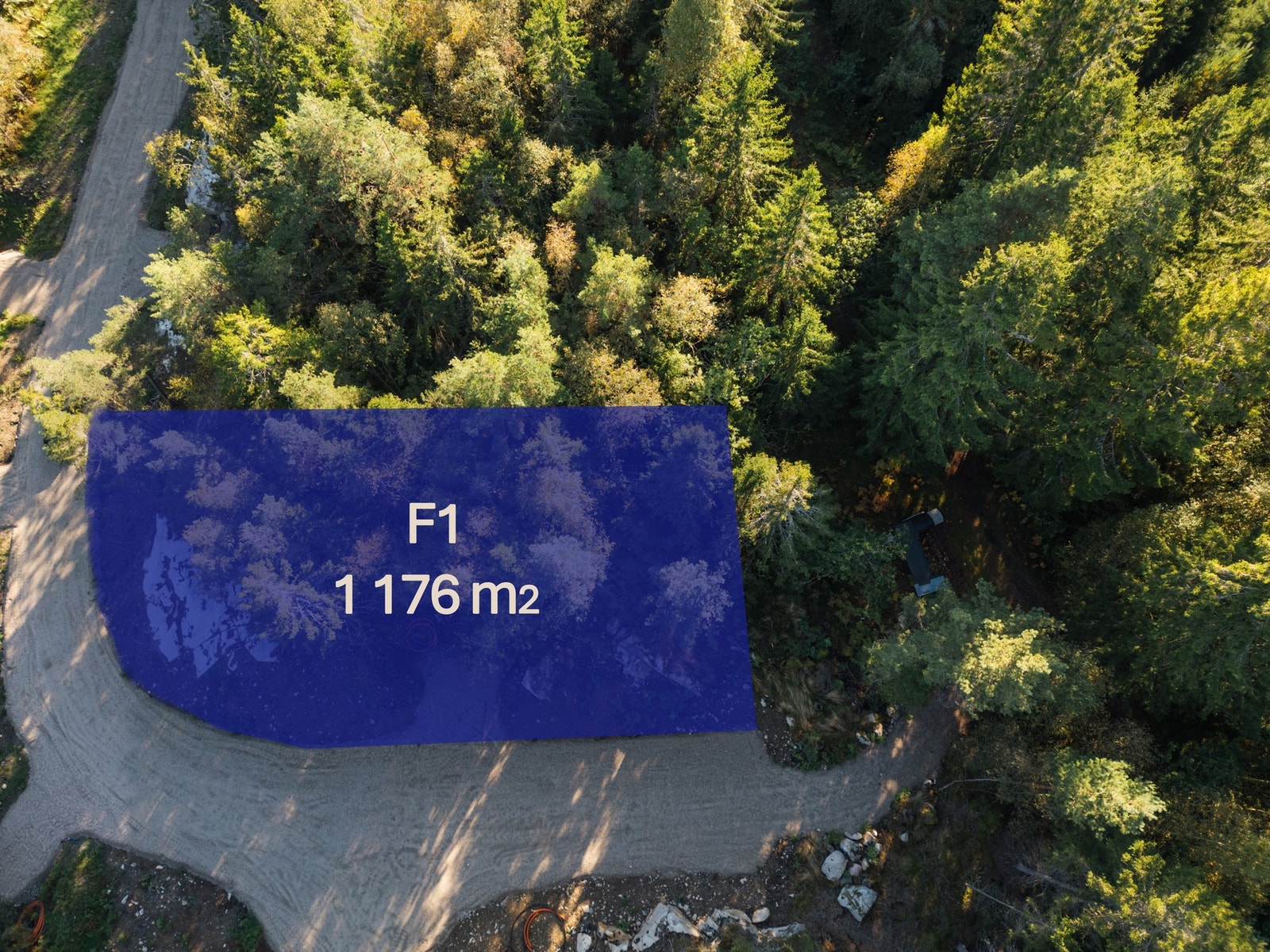 F1 - 1176 kvm.
Pris 1 290 000 kr + omkostninger. Galleribilde