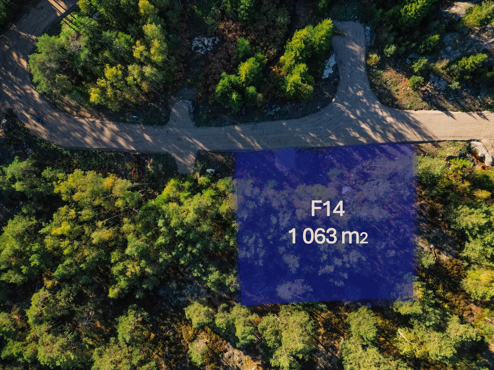 F14 - 1063 kvm.
Pris 1 190 000 kr + omkostninger. Galleribilde