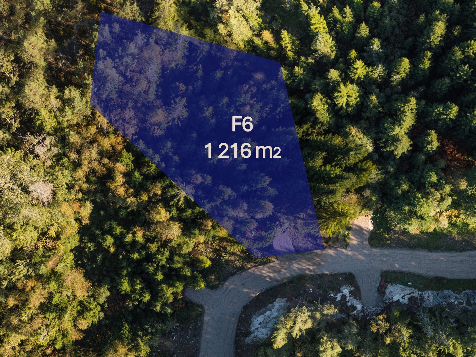 F6 - 1216 kvm.
Pris 1 290 000 kr + omkostninger. Galleribilde