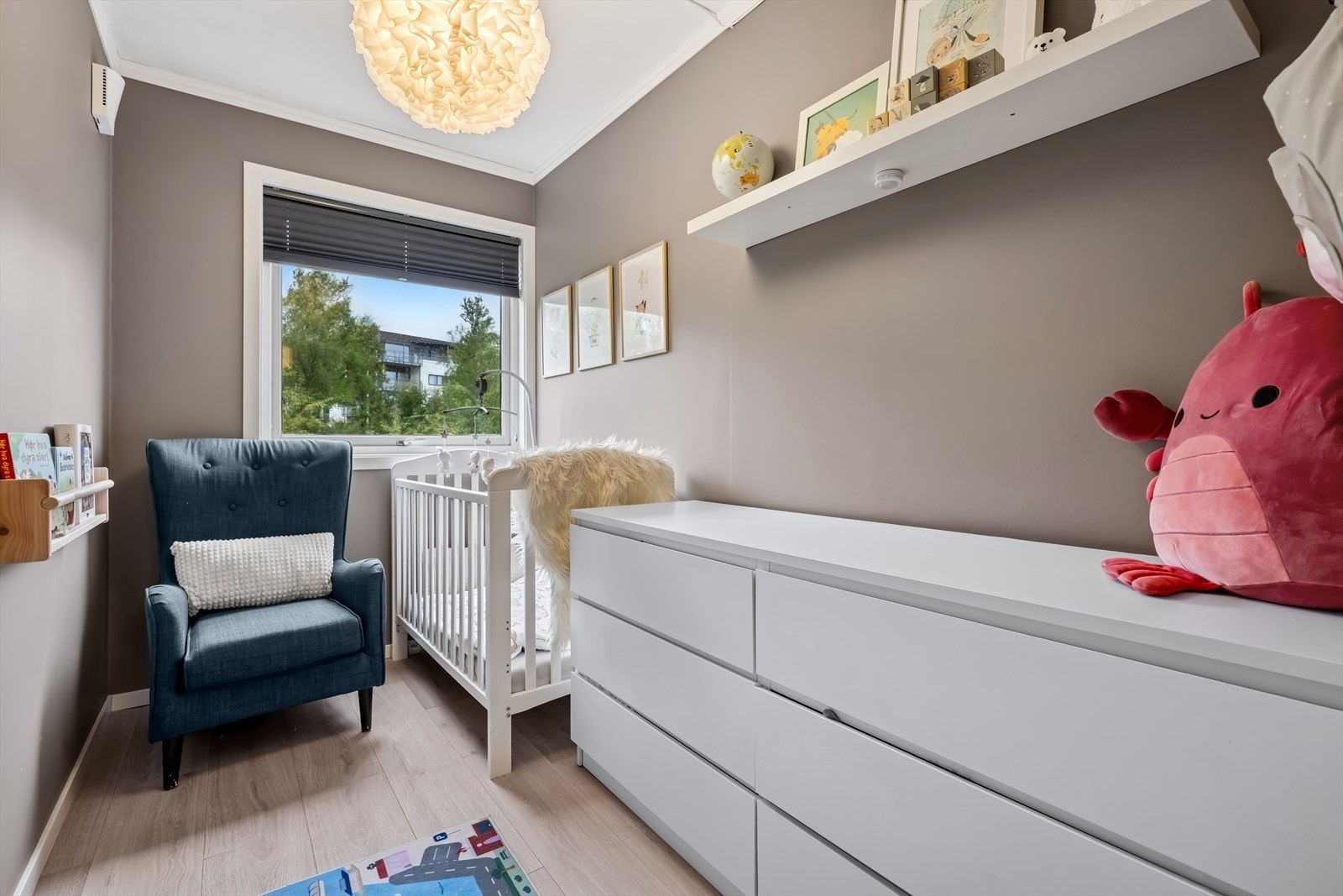 Soverom 3 er noe mindre, men fungerer fint som barnerom. Galleribilde