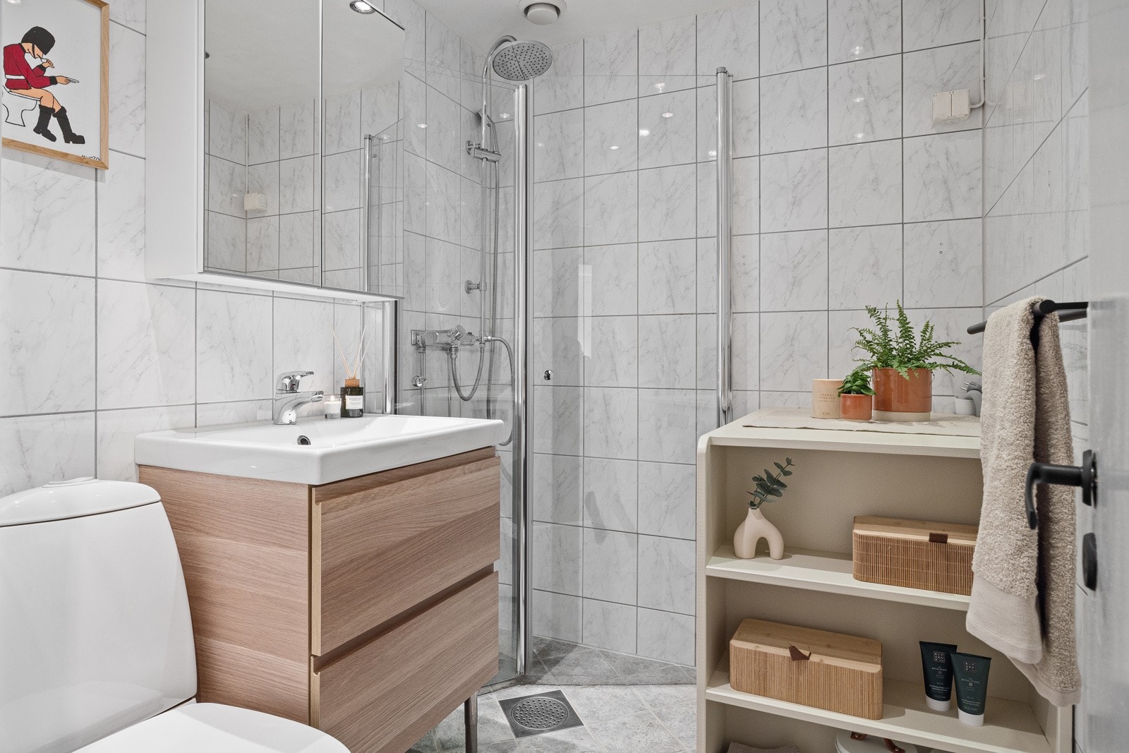 - Pent, flislagt bad rehabilitert i regi av brl 2003/04 - Galleribilde