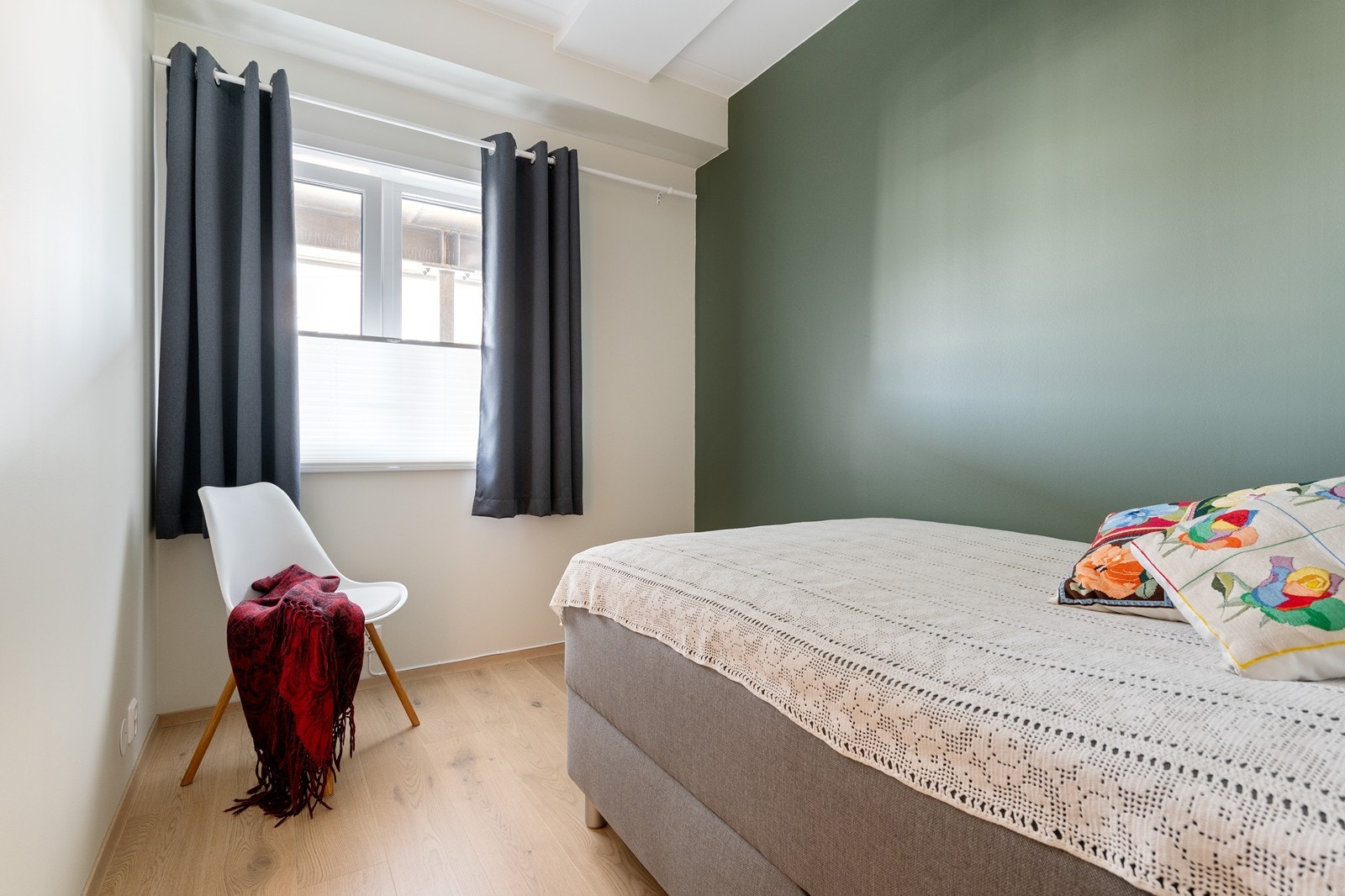 Soverom tre passer utmerket som barnerom, gjesterom eller hjemmekontor. Galleribilde