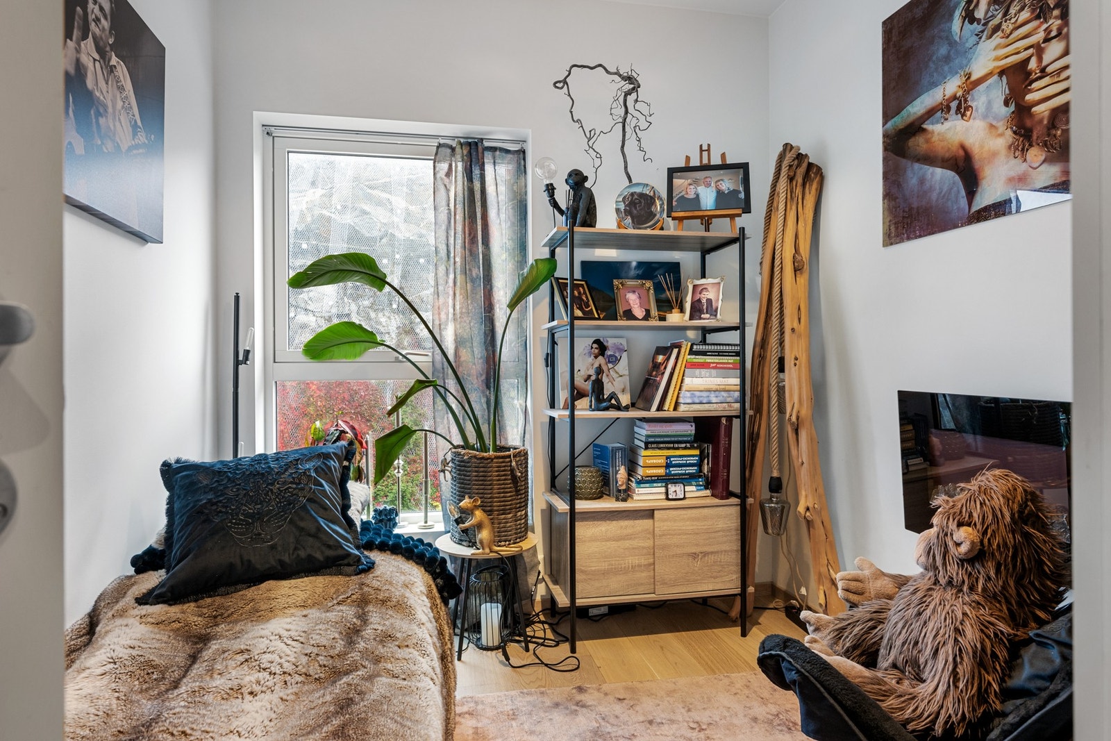 Soverom 2 måler 7,6 kvm. Galleribilde