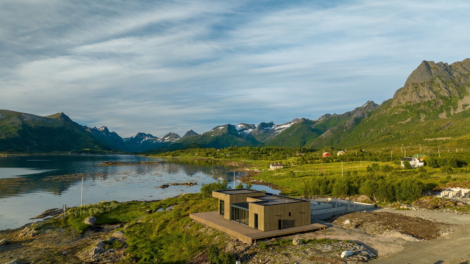 Bilde tatt før nabohytter er bygget. Galleribilde