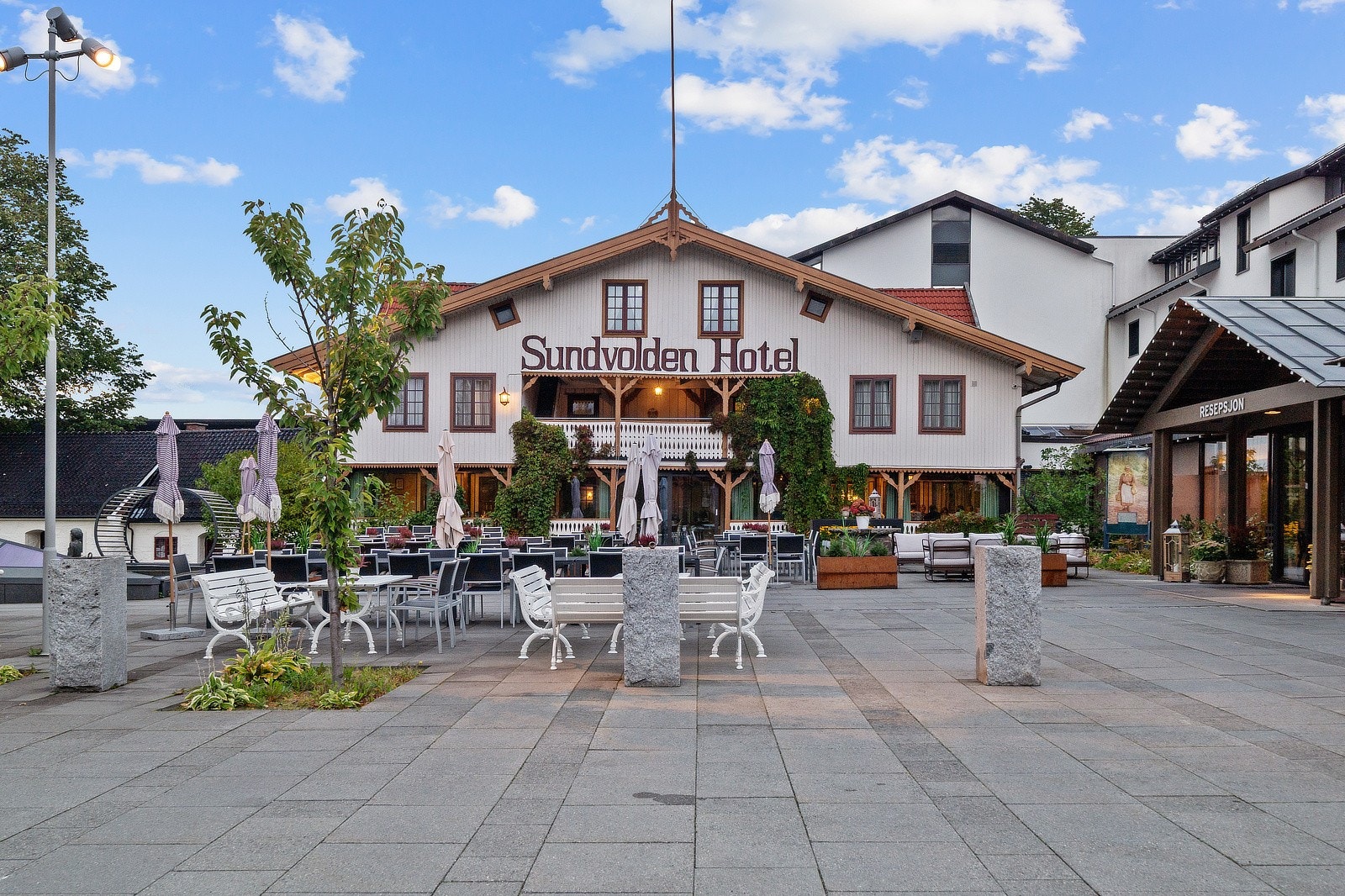 Sundvolden Hotel.jpg Galleribilde