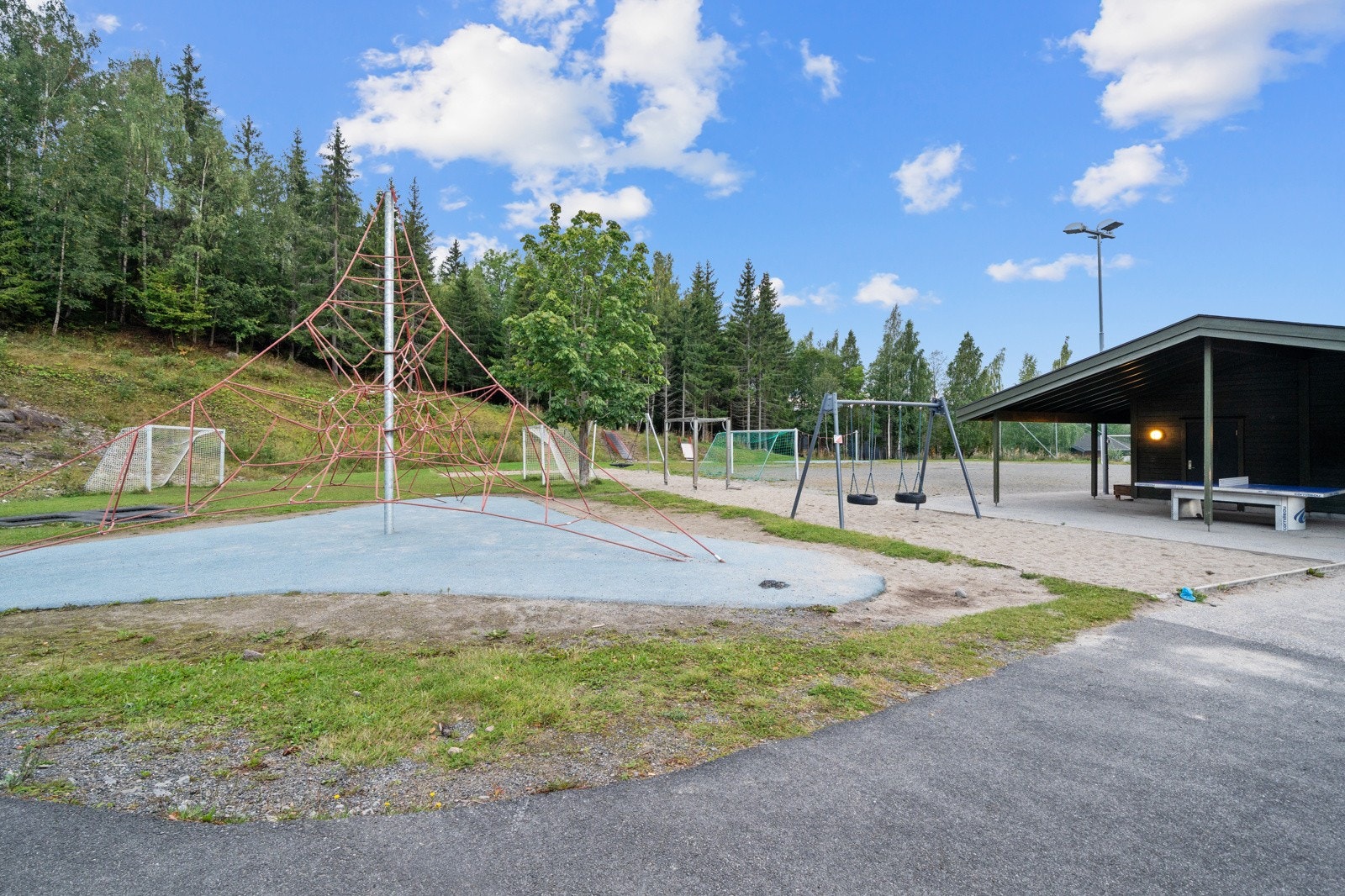 Lekeplass 1.jpg Galleribilde