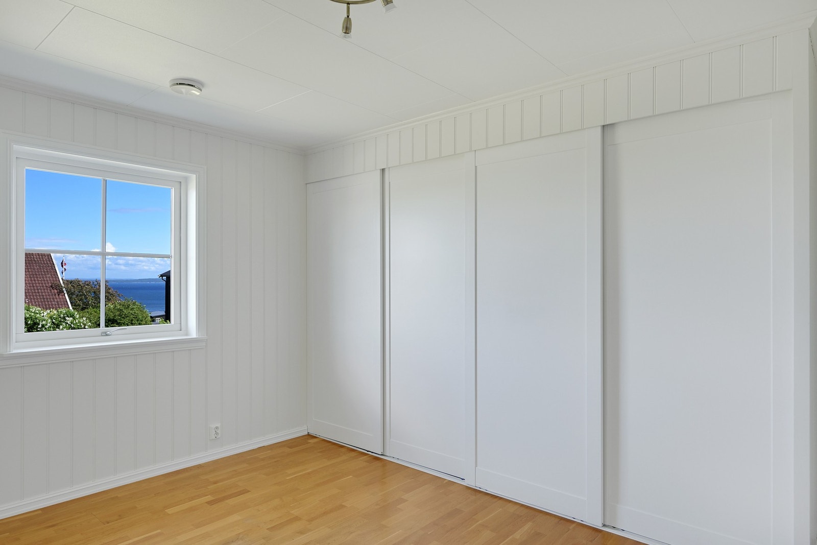 Hovedsoverommet ligger mot øst med deilig morgensol Galleribilde