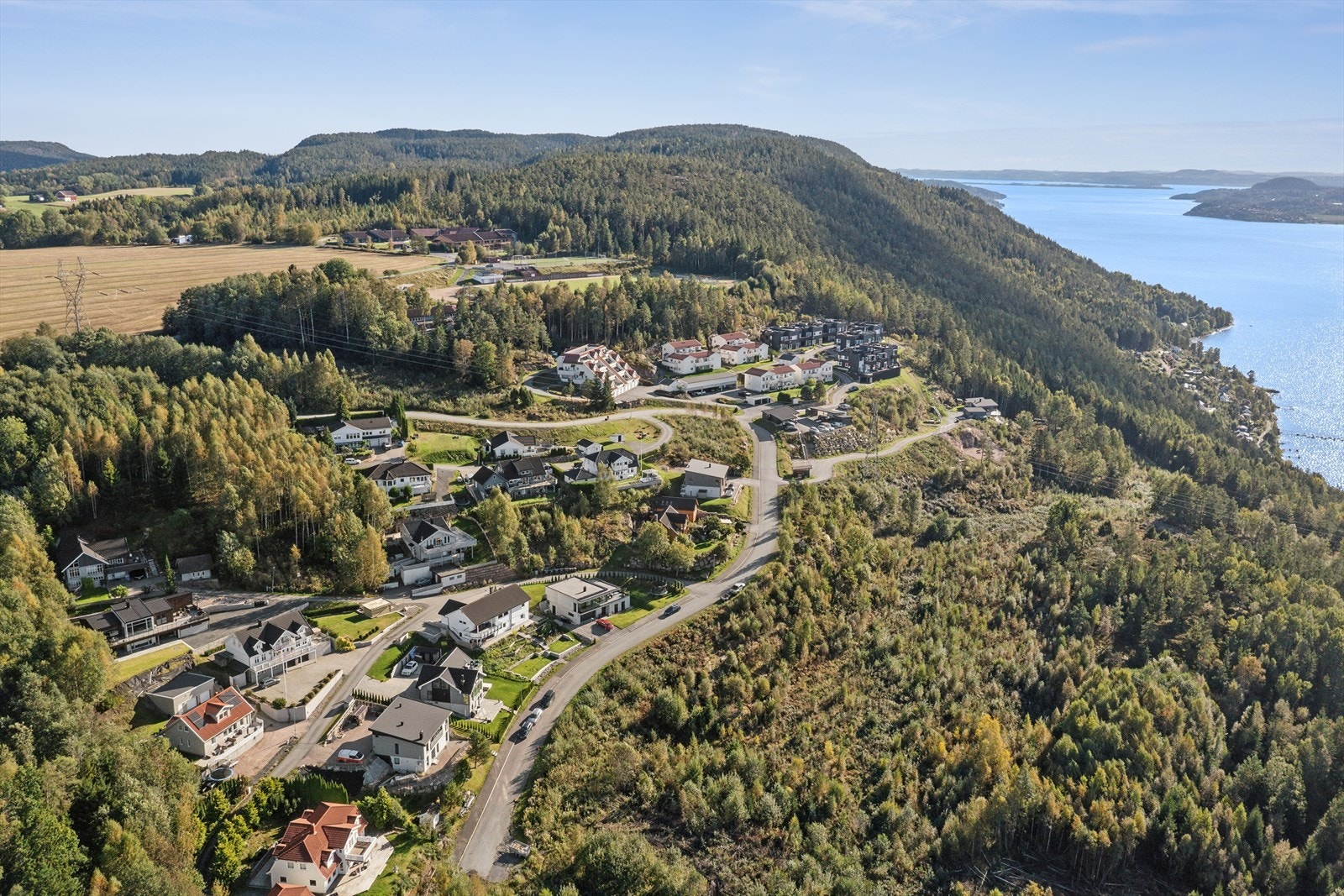 Klokkarstua er godt kjent for sine idylliske bade- og fiskesteder. Galleribilde