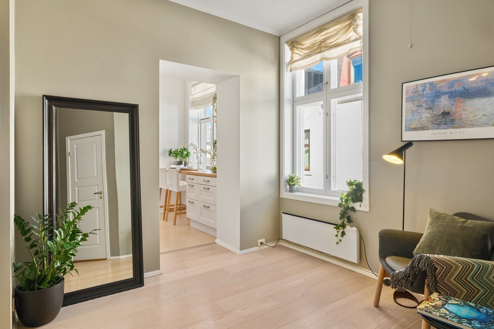 Øyvind Næss v/Nordvik Majorstuen har gleden av å presentere Rosenborggata 10 beliggende midt på Majorstuen! Galleribilde