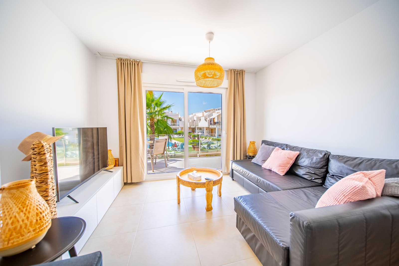 Image 2 Galleribilde