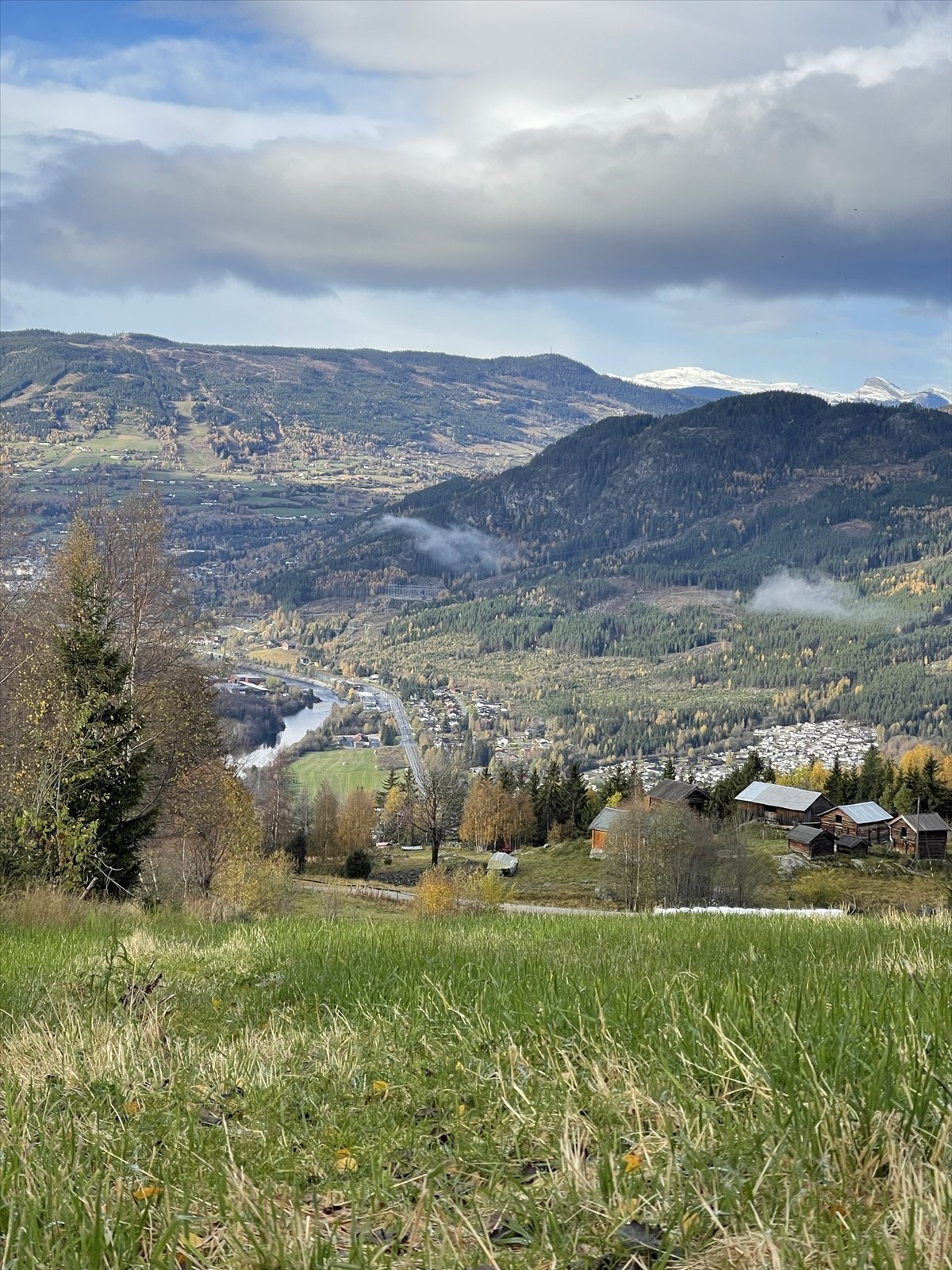 Utsikt mot blant annet Storehødn i Hemsedal. Galleribilde