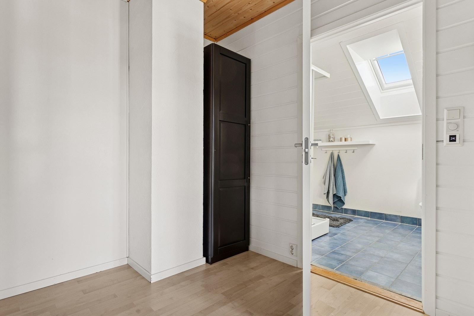 Baderommet ligger i 2. etasje i tilknytning til soverommene. Galleribilde