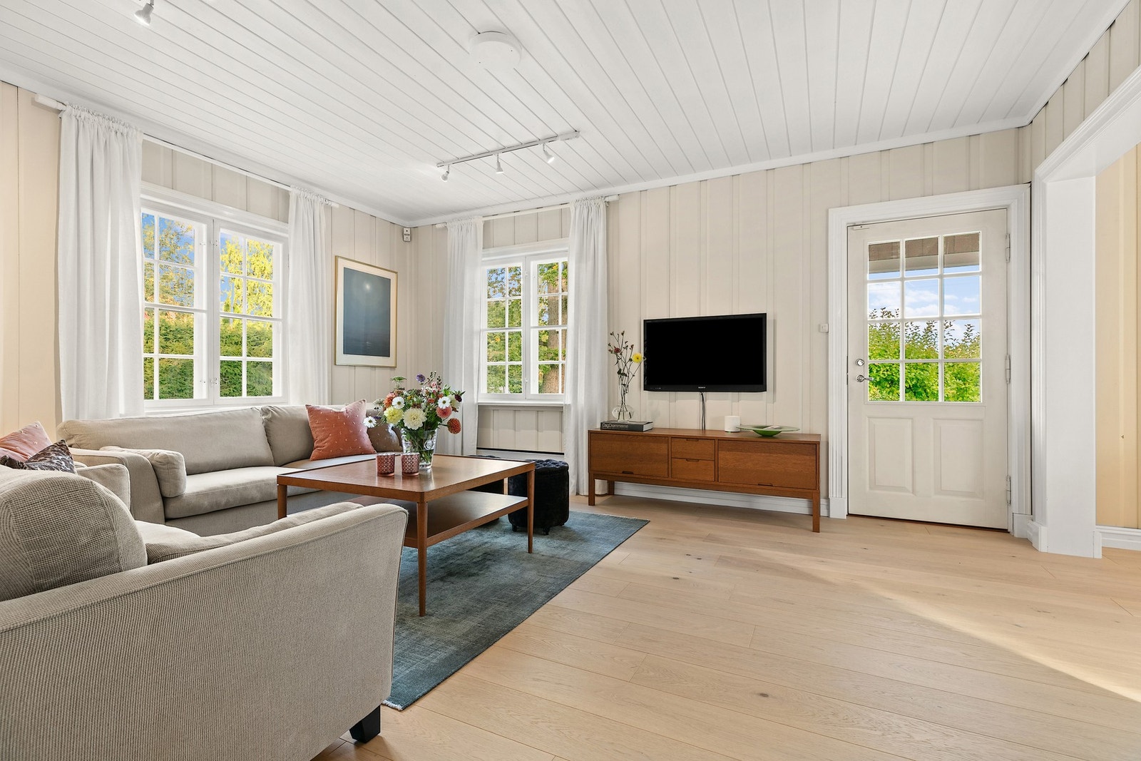 Verandadør ny i 2013 laget etter mål/design av original dør (Ege dører) Galleribilde