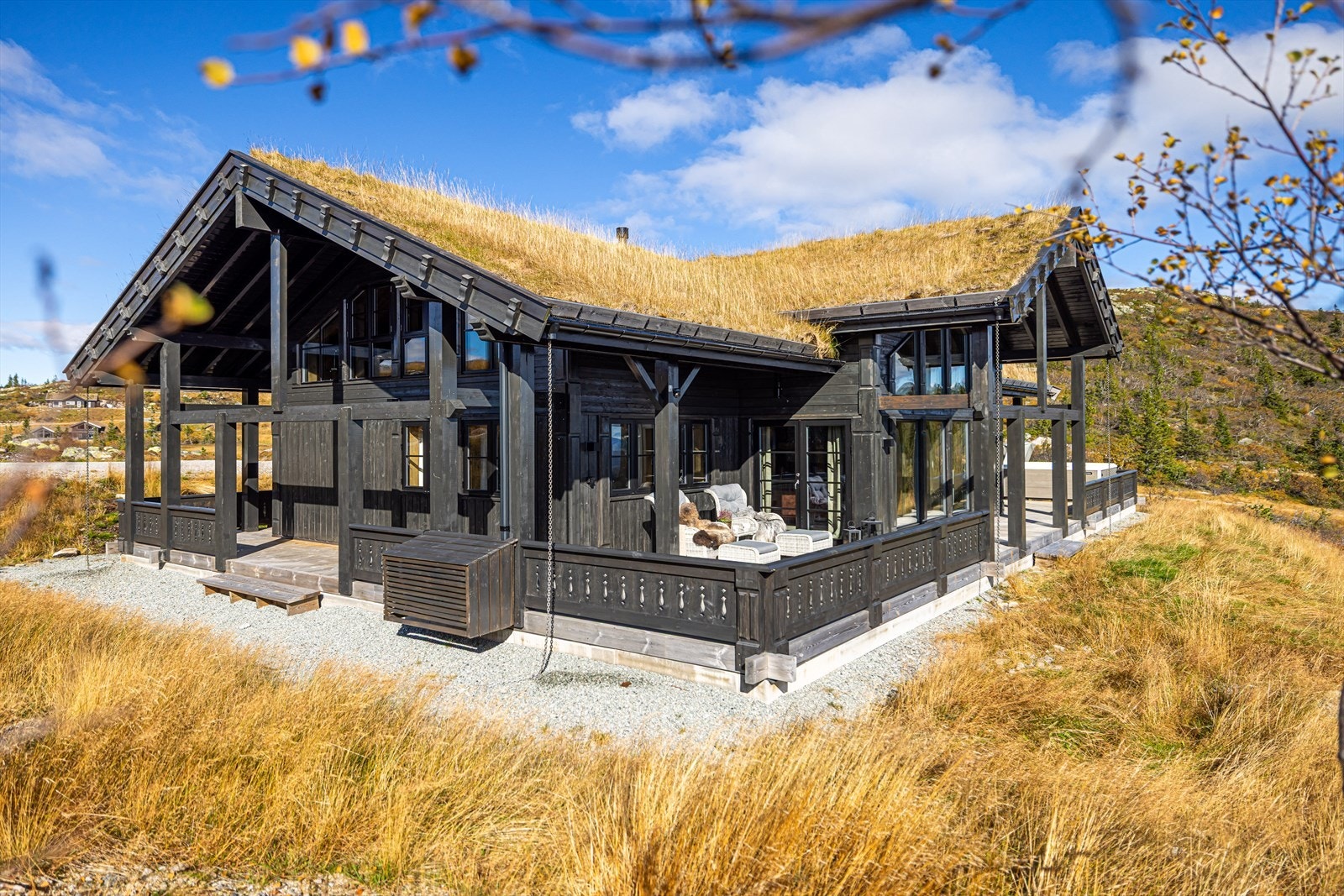 Det er kort avstand til alpin, langrenn, sykkelstier, bade- og fiskemuligheter Galleribilde