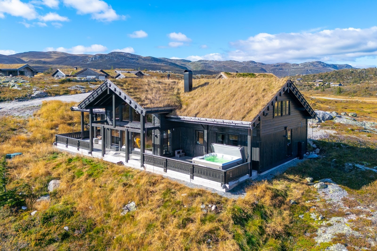 Meget romslig hytte med hele 200 kvm gulvareal og en flerfunksjonell planløsning Galleribilde