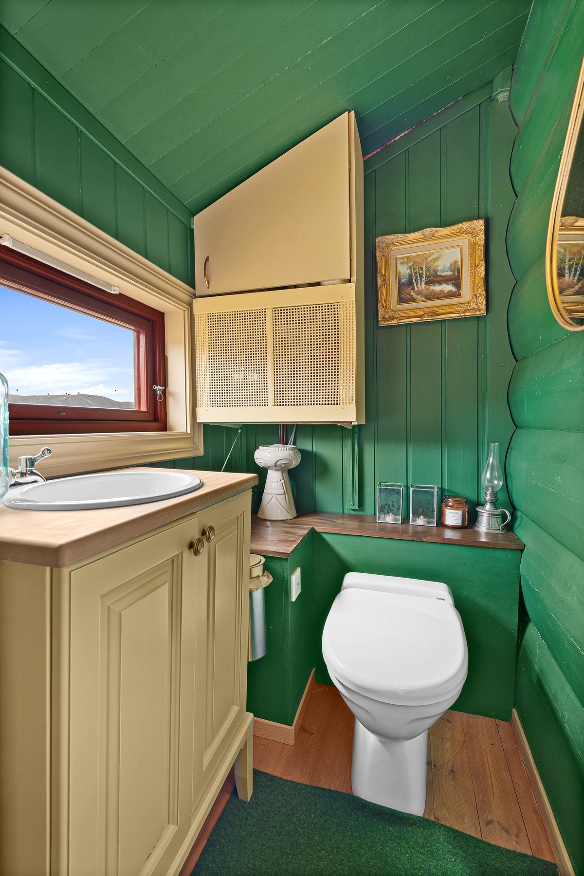 Toalettrom m/Jets vakumtoalett. Galleribilde