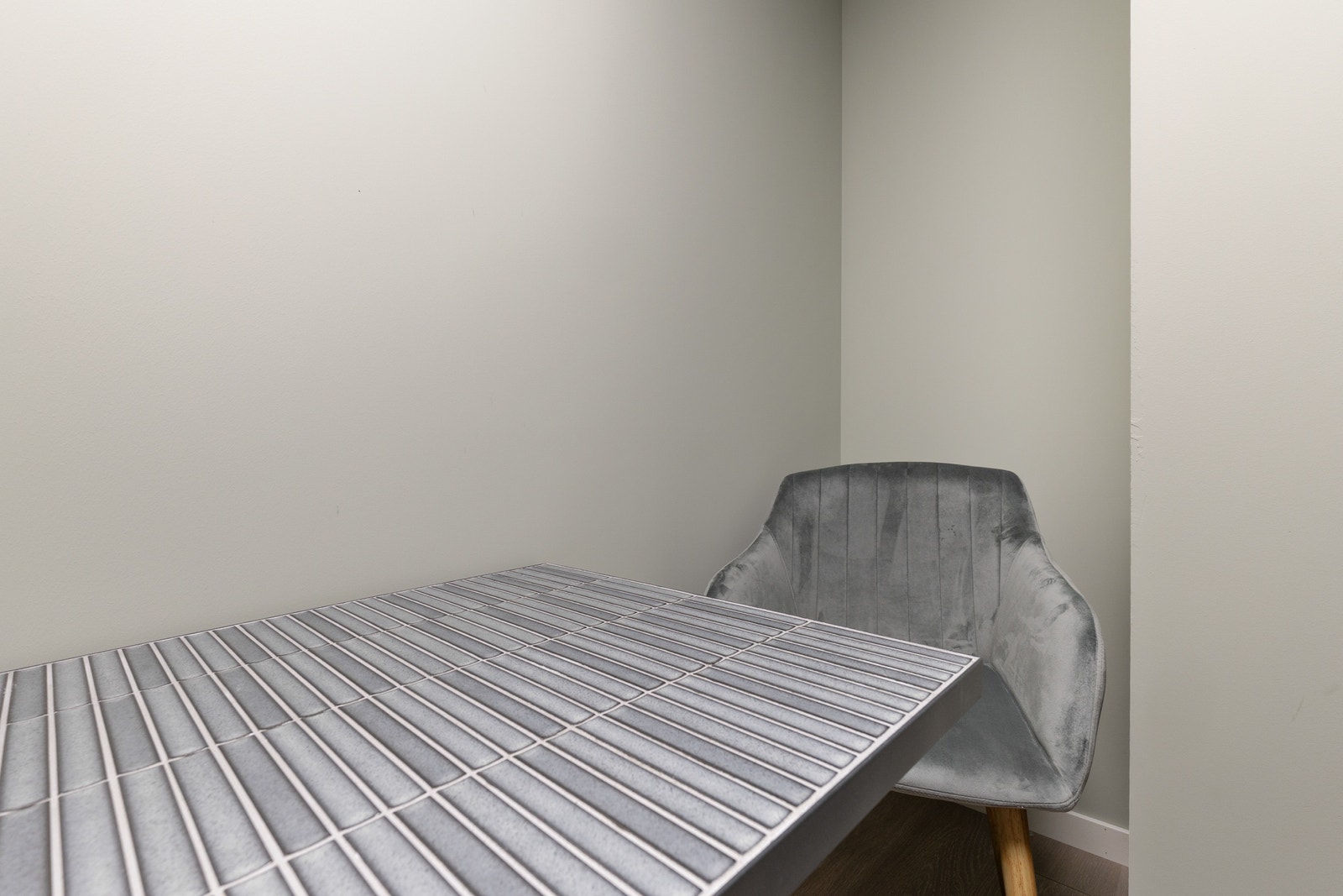 Spiseplass på kjøkkenet (bilde Nordic Light Estate www.nle.no) Galleribilde