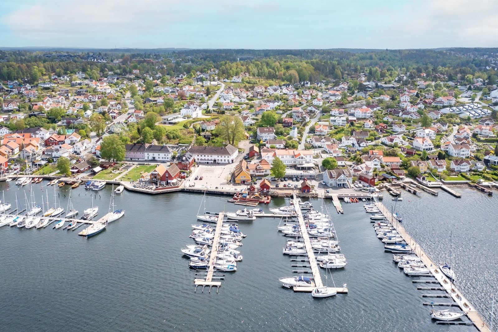 Fra båthavnen Galleribilde