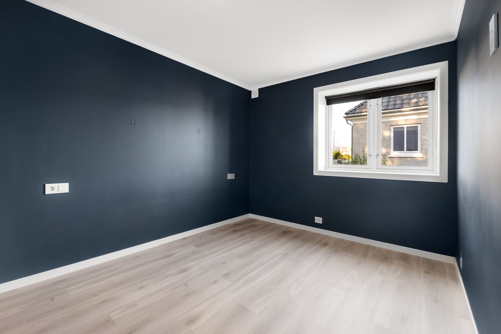 Leiligheten har to soverom, dette er hovedsoverommet. Galleribilde