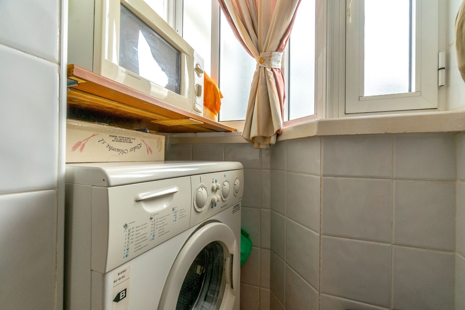 Vaskerom Galleribilde